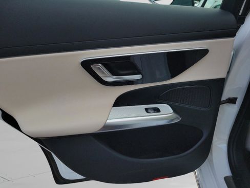 New 2026 Mercedes-Benz E 350 Sedan image 11