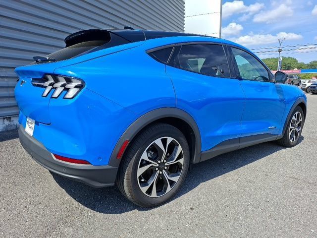 Used 2024 Ford Mustang Mach-E Select AWD/4WD image 3