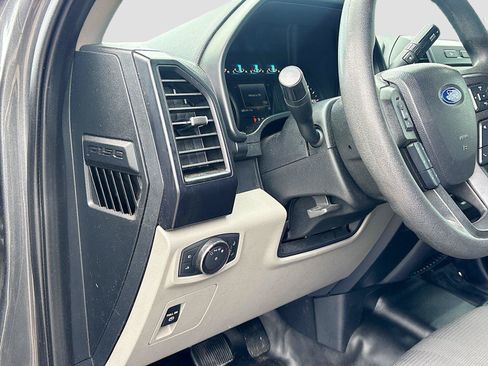 Used 2019 Ford F150 XL w/ Equipment Group 101A Mid RWD image 10