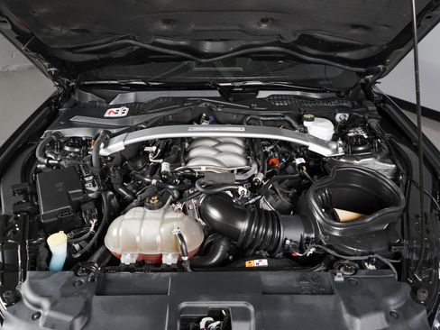 Used 2018 Ford Mustang GT Premium w/ Black Accent Package RWD image 66