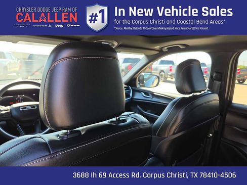 Used 2024 Jeep Grand Cherokee L Altitude AWD/4WD image 20