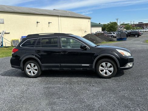 Used 2012 Subaru Outback 2.5i Premium w/ Popular Pkg 2 AWD/4WD image 9