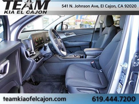 Certified 2025 Kia Sportage LX FWD image 14