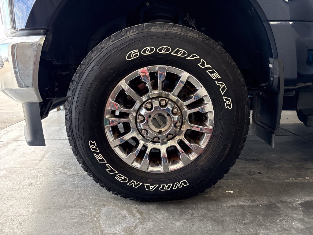 Used 2022 Ford F350 Lariat w/ Chrome Package AWD/4WD image 40