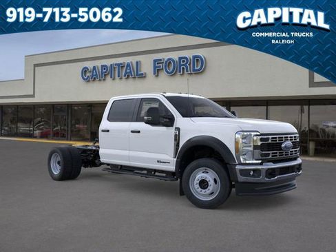 New 2025 Ford F450 XL w/ XL Chrome Package image 7