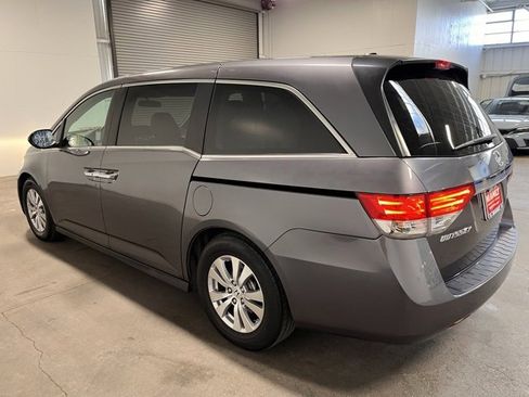 Used 2016 Honda Odyssey SE image 5