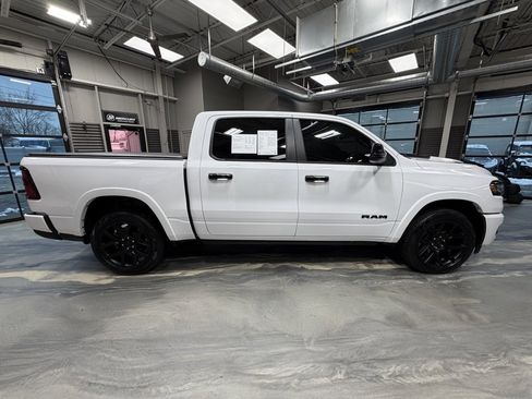Used 2025 RAM 1500 Laramie w/ Night Edition image 41