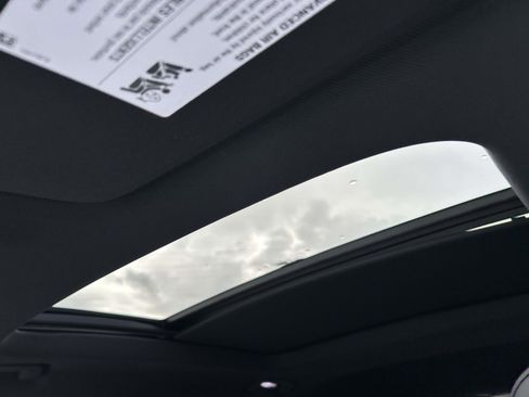 New 2026 Chevrolet Equinox EV LT image 11