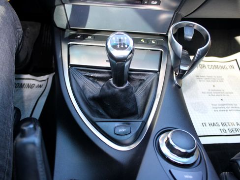 Used 2007 BMW 650i Coupe image 23