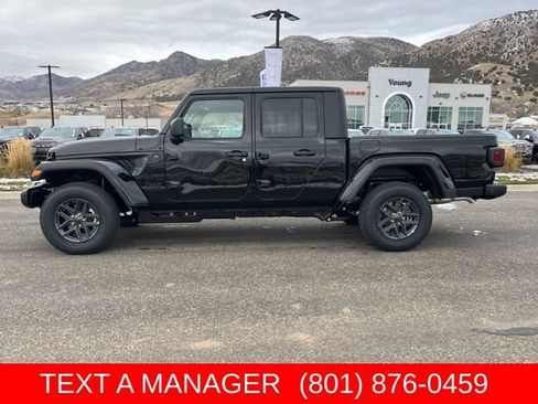 New 2026 Jeep Gladiator Sport AWD/4WD image 7