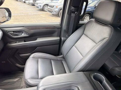 Used 2024 Chevrolet Tahoe LT w/ Luxury Package RWD image 20