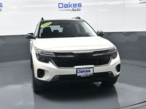 Certified 2024 Kia Seltos X-Line AWD/4WD image 3