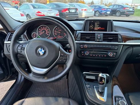 Used 2015 BMW 328i xDrive 4dr Sdn 328i xDrive AWD image 32