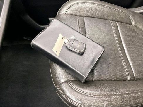 Used 2020 GMC Sierra 3500 Denali w/ Denali Ultimate Package image 10