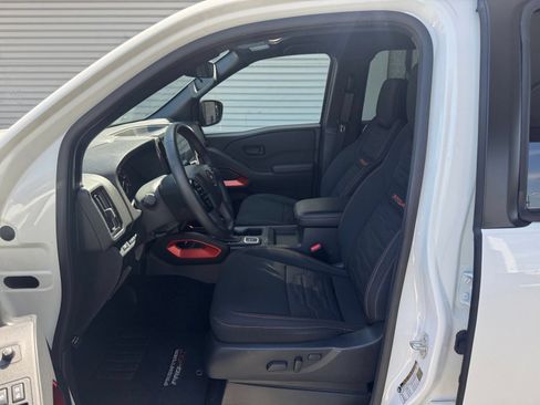 Used 2026 Nissan Frontier PRO-4X AWD/4WD image 23