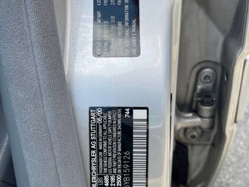 Used 2000 Mercedes-Benz E 320 Sedan image 18