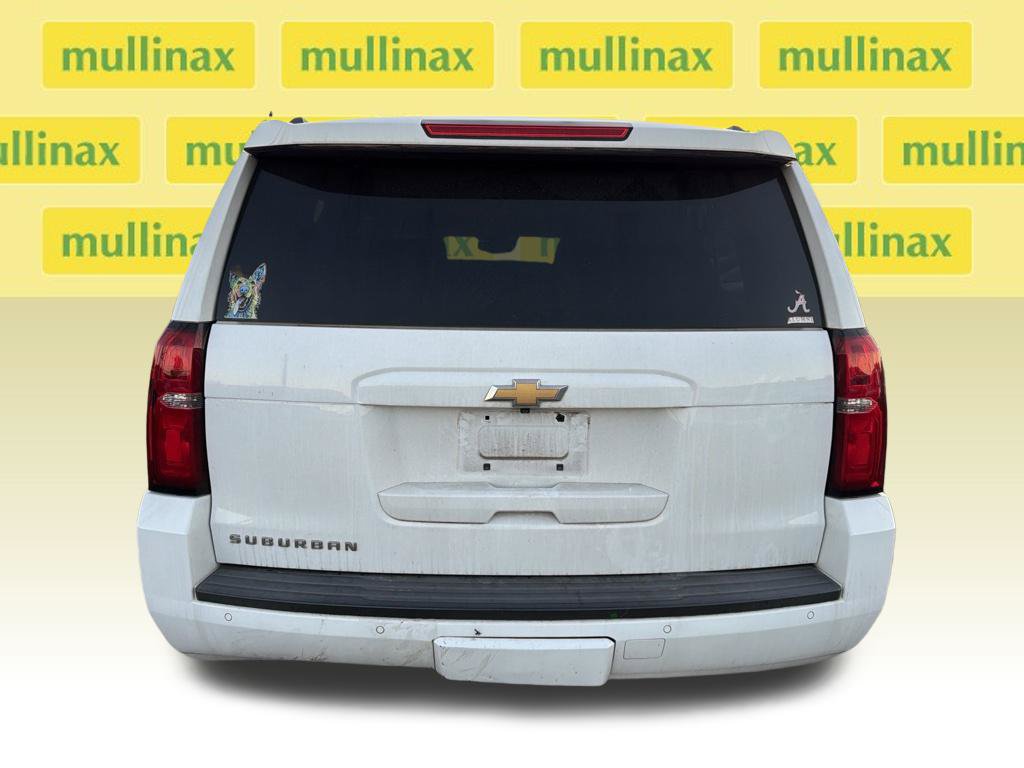 Used 2020 Chevrolet Suburban LT w/ Texas Edition Package RWD image 8