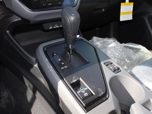 New 2026 Subaru Crosstrek 2.0i Premium image 14