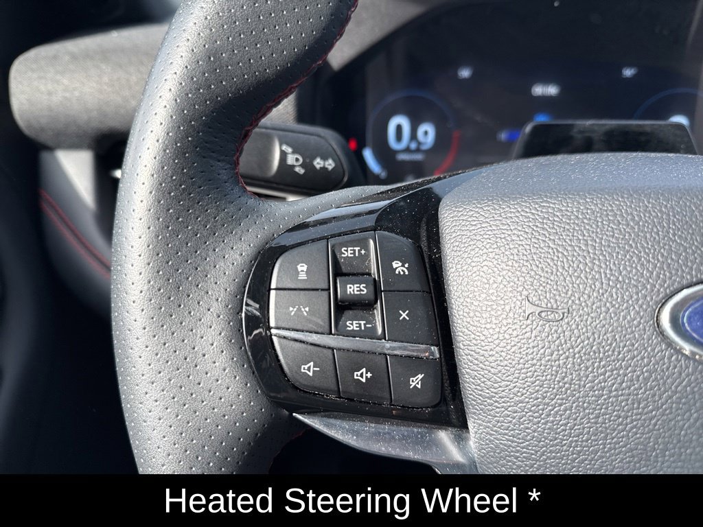 Used 2025 Ford Explorer ST-Line w/ ST-Line Street Pack AWD/4WD image 13