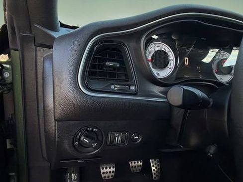 Used 2018 Dodge Challenger T/A image 21