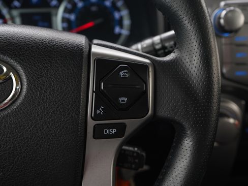 Used 2018 Toyota 4Runner SR5 Premium image 25