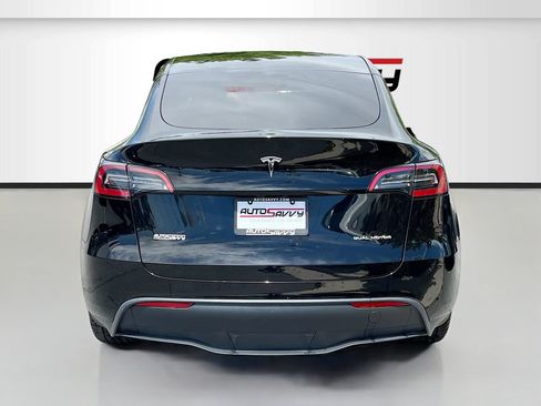 Used 2024 Tesla Model Y Long Range AWD/4WD image 6