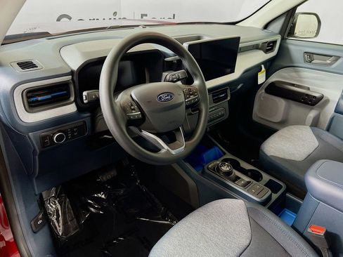 New 2026 Ford Maverick XLT image 3