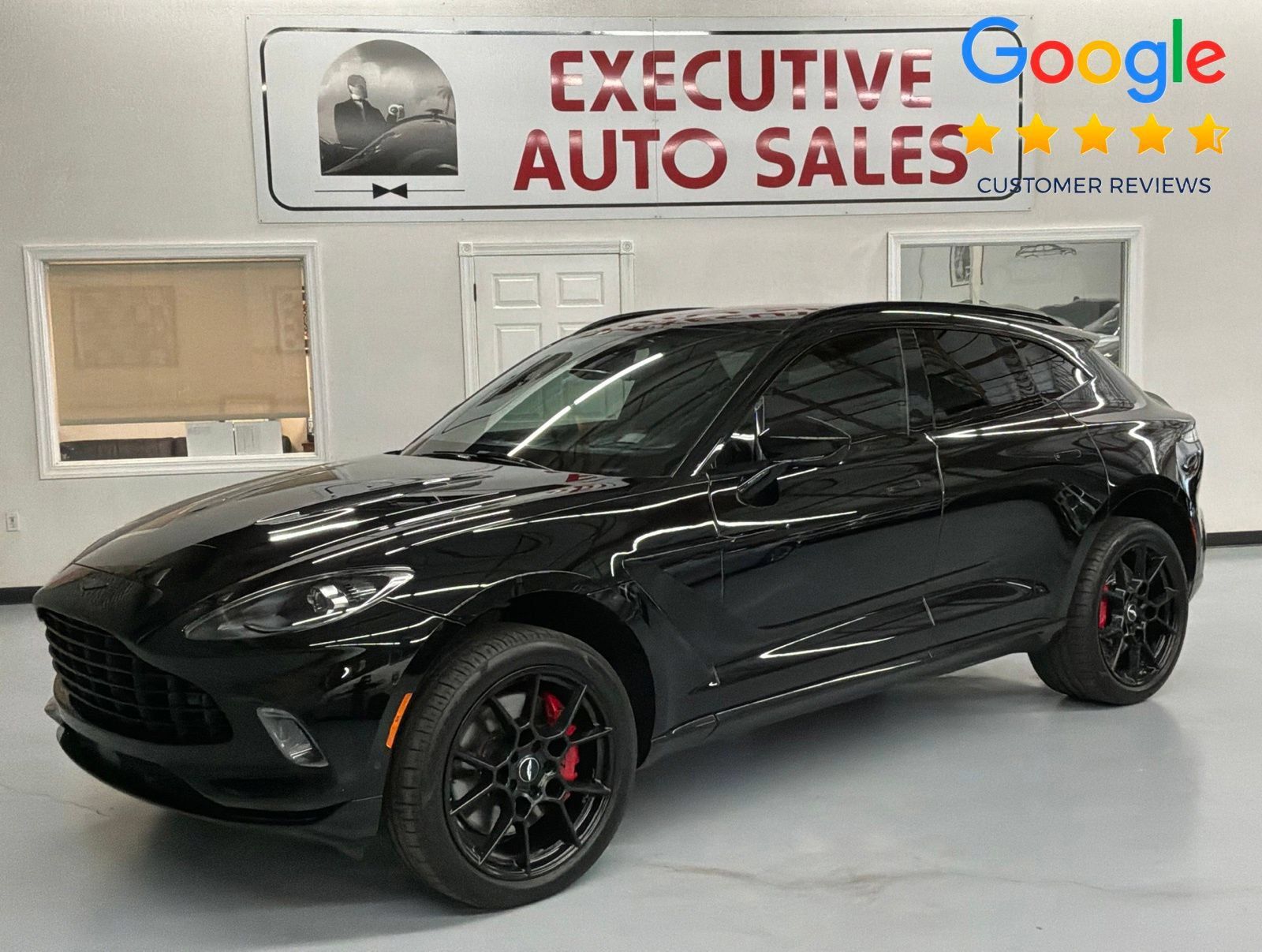 Used 2021 Aston Martin DBX AWD/4WD image 1