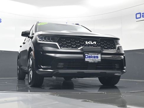 Used 2022 Kia Sorento EX w/ Panoramic Sunroof Package image 43