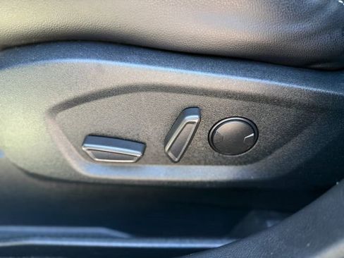 Used 2020 Ford Edge ST w/ Equipment Group 401A image 37