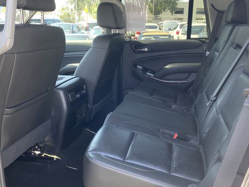 Used 2019 GMC Yukon SLT image 16