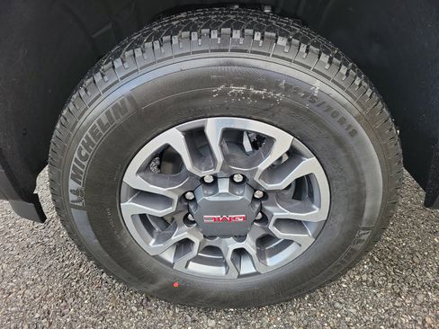 New 2026 GMC Sierra 3500 SLE image 11