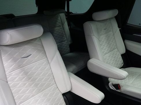 Used 2025 Cadillac Escalade V w/ LPO, Floor Liner Package image 17