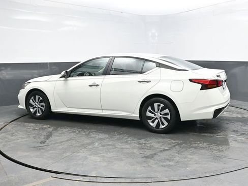 Used 2021 Nissan Altima 2.5 S image 4