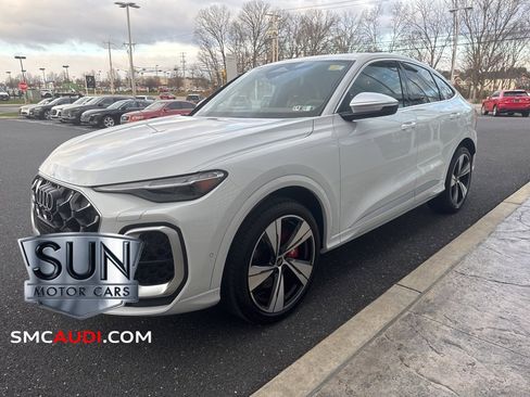 New 2025 Audi SQ5 Premium Plus image 18