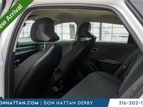 Used 2025 Kia K4 FWD image 17