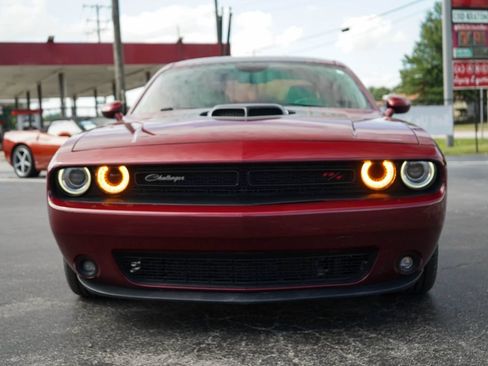 Used 2018 Dodge Challenger R/T Scat Pack RWD image 16
