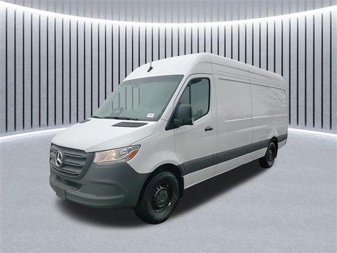 New 2025 Mercedes-Benz Sprinter 2500 image 13