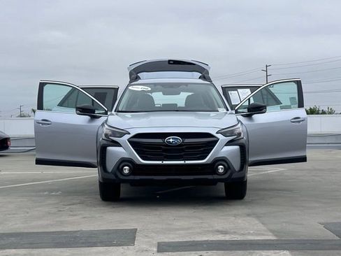 Certified 2025 Subaru Outback Premium AWD/4WD image 29