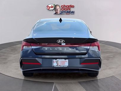Certified 2025 Hyundai Elantra Limited