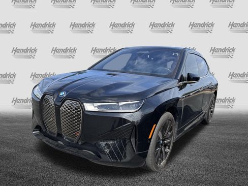Used 2024 BMW iX xDrive50 w/ Premium Package AWD/4WD image 5