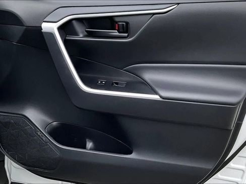 Certified 2024 Toyota RAV4 LE image 23