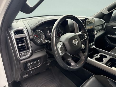 Used 2023 RAM 1500 Laramie AWD/4WD image 10