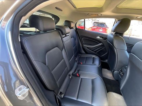 Used 2015 Mercedes-Benz GLA 250 4MATIC image 20