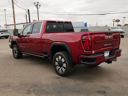 Used 2024 GMC Sierra 2500 Denali w/ Denali Reserve Package AWD/4WD image 3