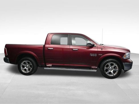 Used 2017 RAM 1500 Laramie w/ Convenience Group AWD/4WD image 6