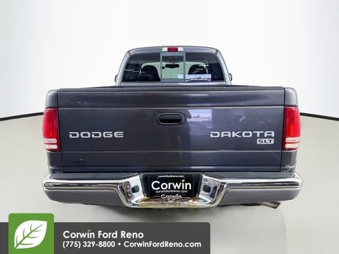 Used 2004 Dodge Dakota SLT w/ Chrome Appearance Group AWD/4WD image 8
