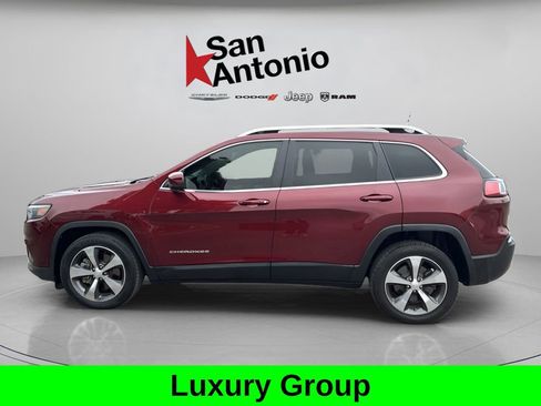 Used 2019 Jeep Cherokee Limited w/ Luxury Group FWD image 5