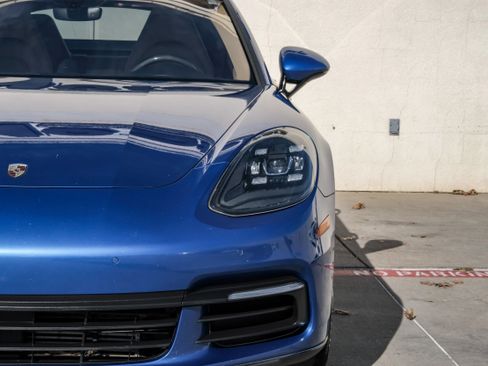 Used 2018 Porsche Panamera 4 w/ Sport Chrono Package image 62