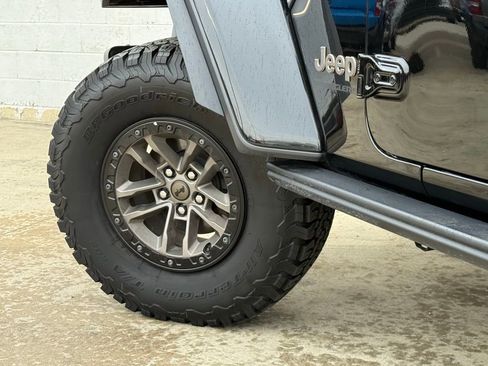 Used 2024 Jeep Wrangler Unlimited Rubicon 392 image 20